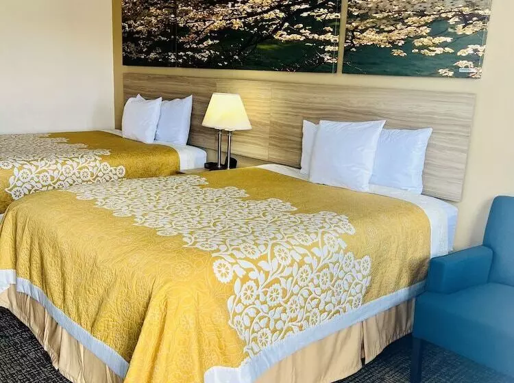 호텔 Days Inn By Wyndham Fort Wayne