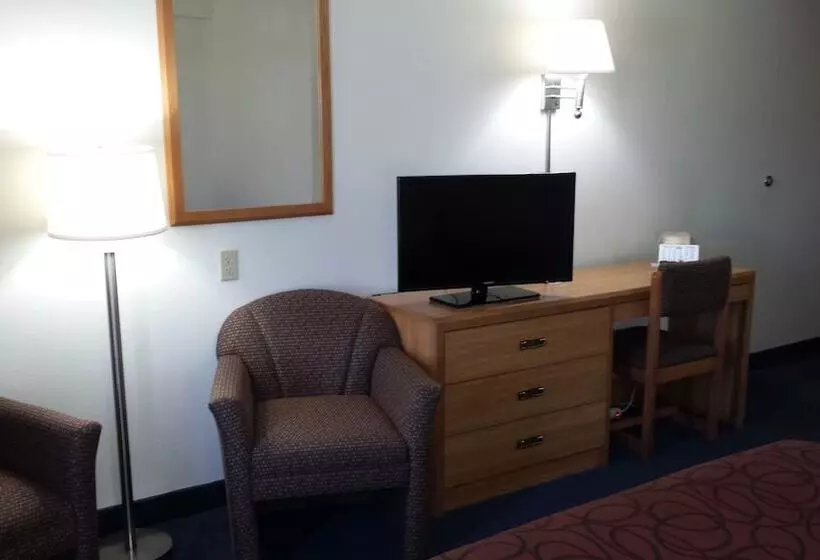 هتل Days Inn By Wyndham Great Falls