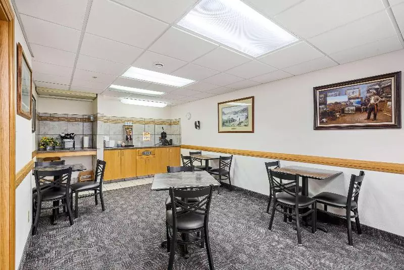 هتل Days Inn By Wyndham Great Falls