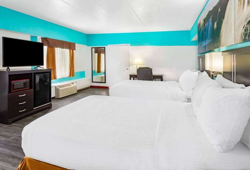 בית מלון כפרי Days Inn By Wyndham Livonia Canton Detroit