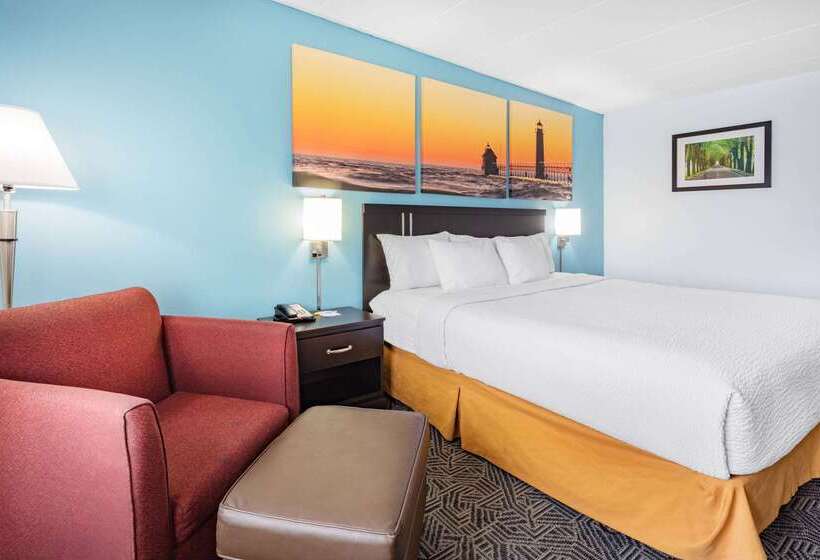 בית מלון כפרי Days Inn By Wyndham Livonia Canton Detroit