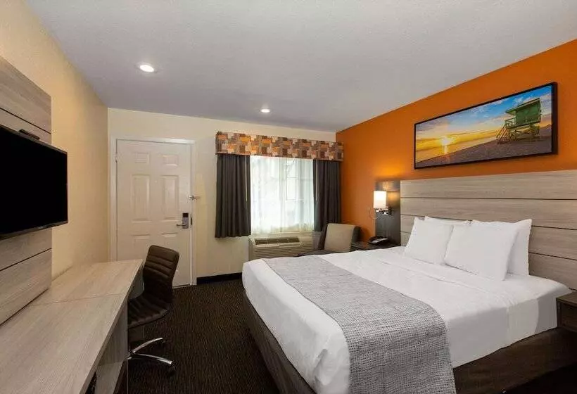 Отель Days Inn By Wyndham Montereyfisherman S Wharf Aquarium
