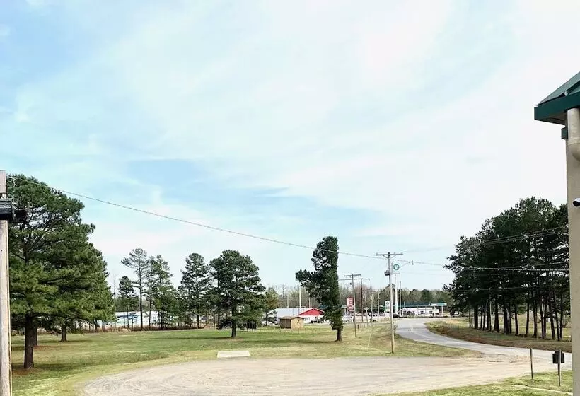 Отель Days Inn By Wyndham North Little Rock Maumelle