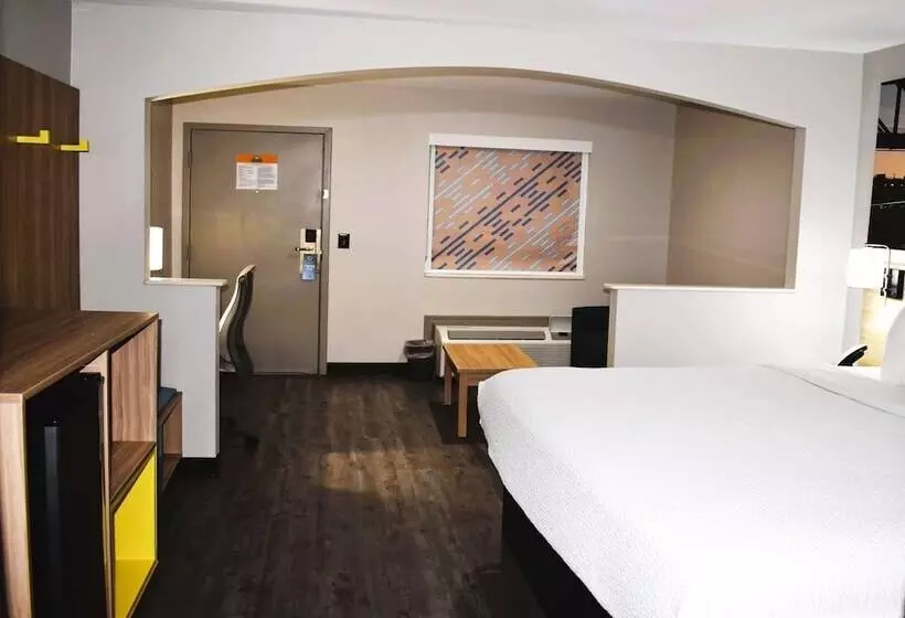 Отель Days Inn By Wyndham North Little Rock Maumelle