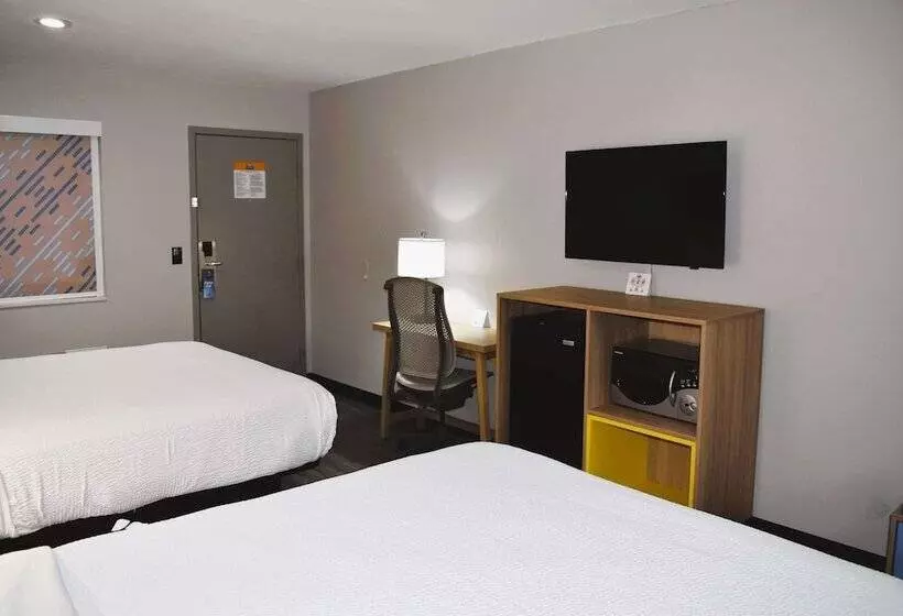 Отель Days Inn By Wyndham North Little Rock Maumelle