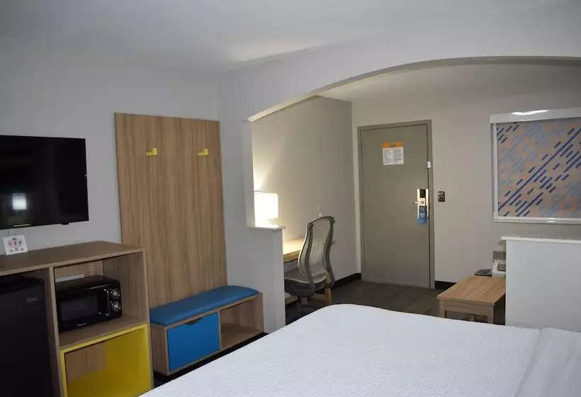 Отель Days Inn By Wyndham North Little Rock Maumelle