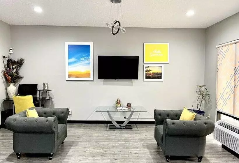 Отель Days Inn By Wyndham North Little Rock Maumelle