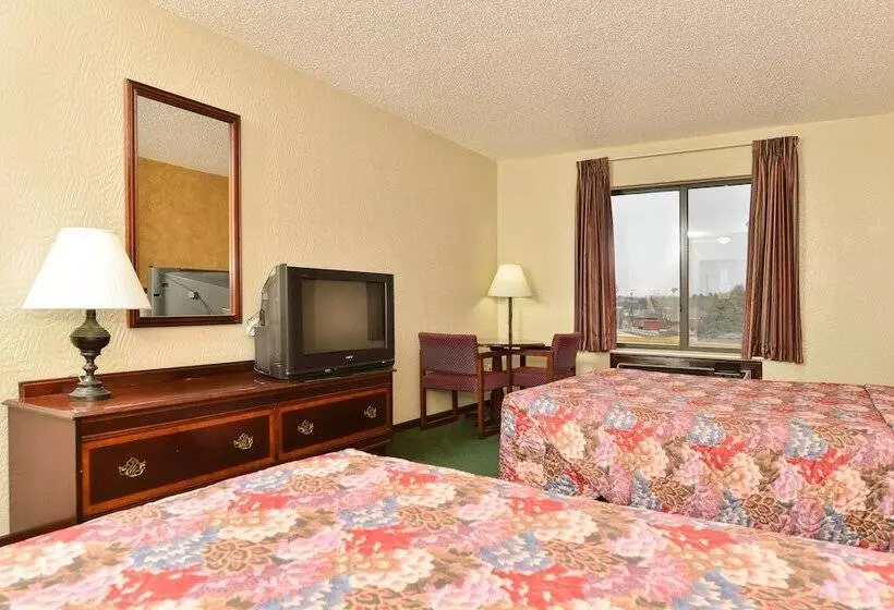 호텔 Days Inn By Wyndham Ozark Springfield