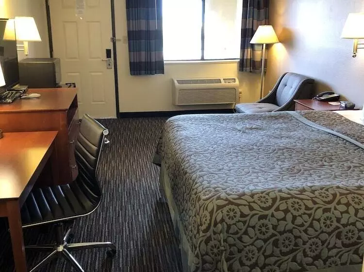 酒店 Days Inn By Wyndham Rio Rancho