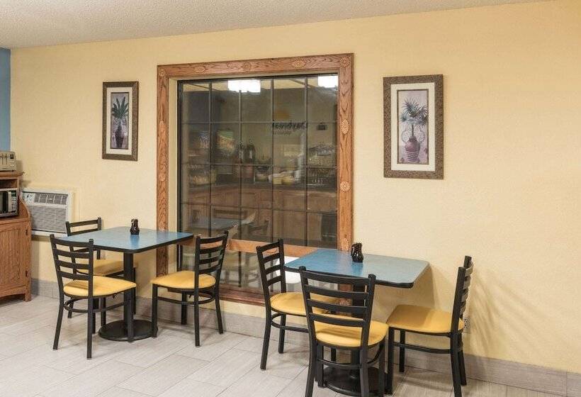 호텔 Days Inn By Wyndham Tucumcari