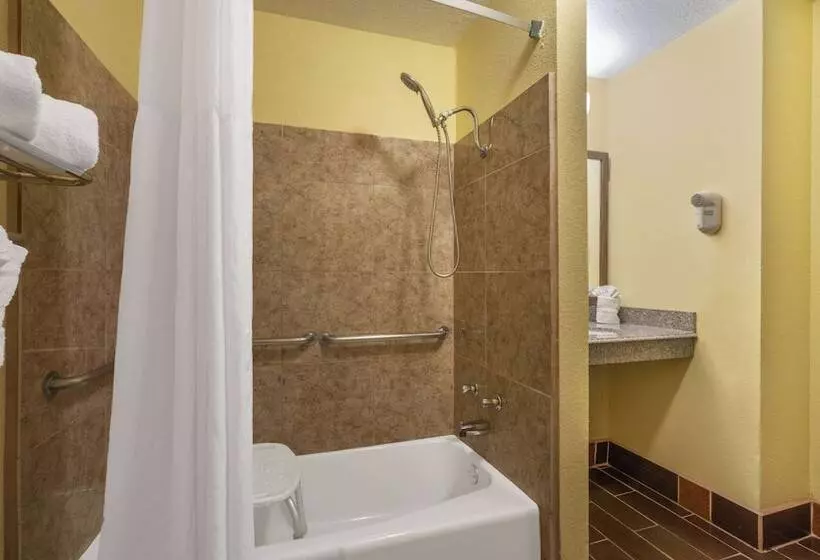 酒店 Days Inn By Wyndham Tucumcari