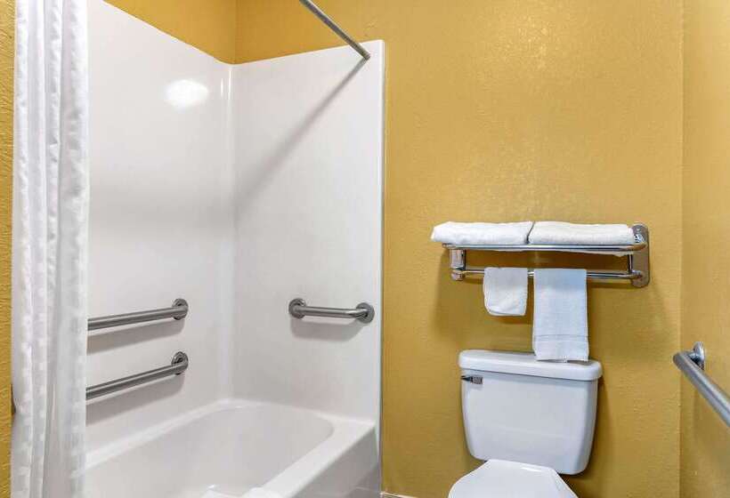 Отель Econo Lodge