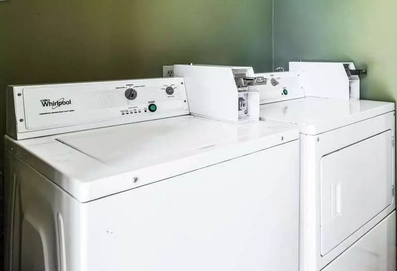 فندق Econo Lodge