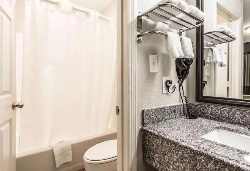 فندق Econo Lodge