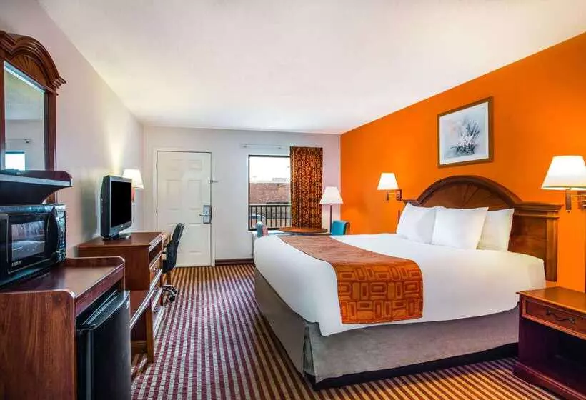 هتل Howard Johnson By Wyndham Panama City