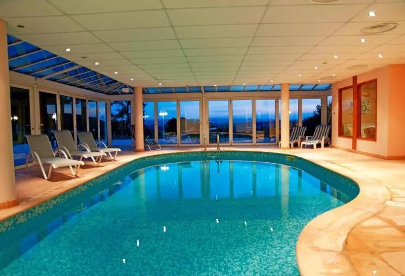 Отель Hôtel Les Bergeronnettes