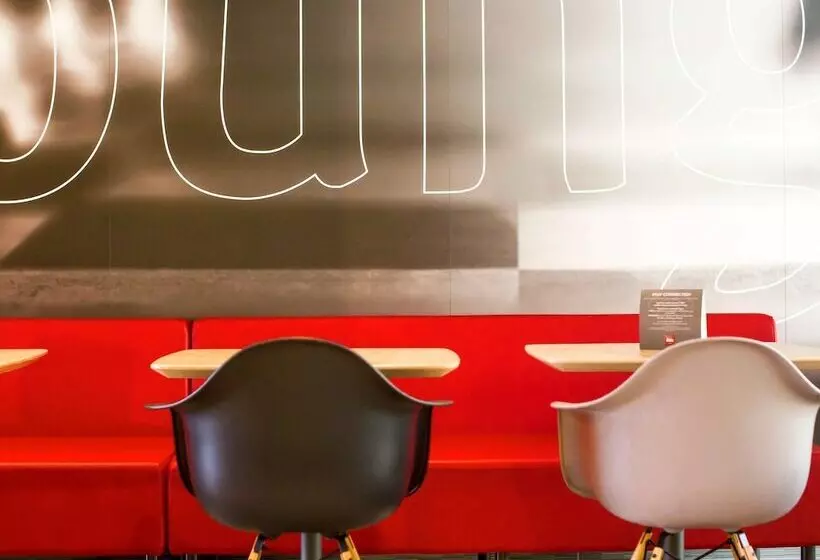 هتل Ibis Wavre Brussels East