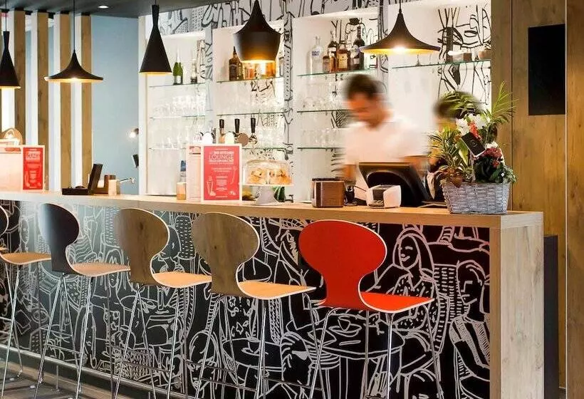 هتل Ibis Wavre Brussels East