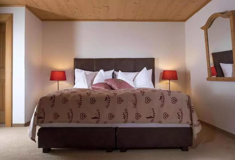 בית מלון כפרי Kernen