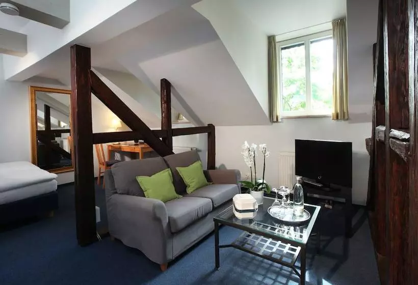 Lindner Hotel Frankfurt Hochst, Part Of Jdv By Hyatt