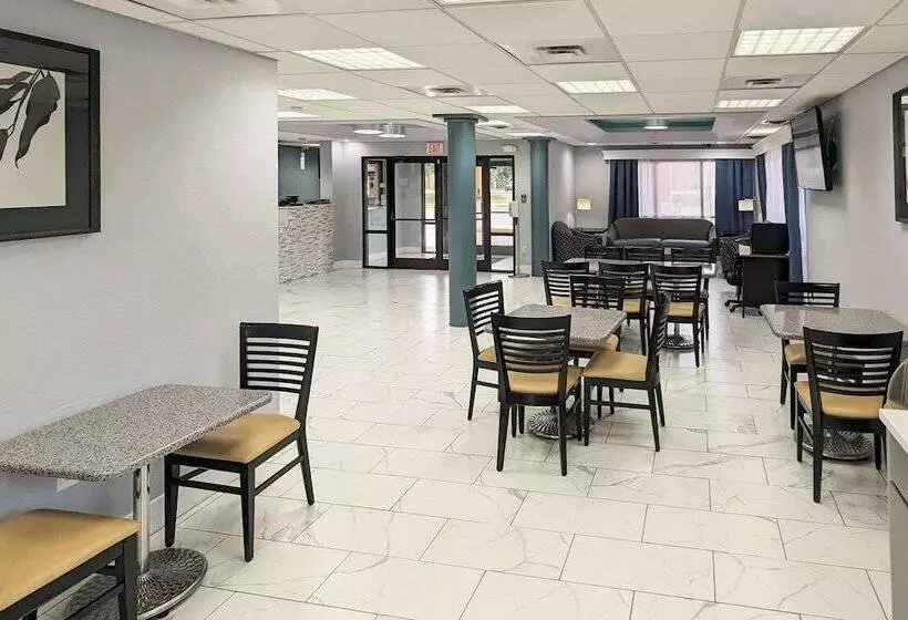 酒店 Quality Inn Oak Grove Fort Campbell