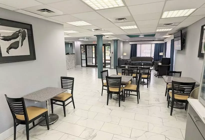 酒店 Quality Inn Oak Grove Fort Campbell