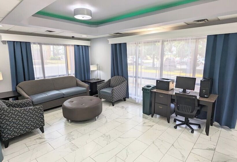 فندق Quality Inn Oak Grove Fort Campbell