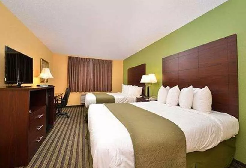 Отель Quality Inn & Suites Grinnell Near University