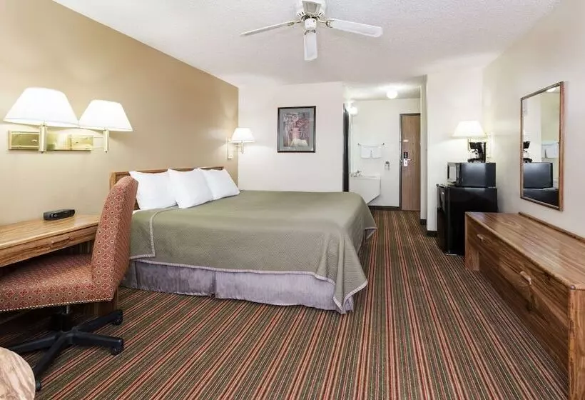 호텔 Travelodge By Wyndham Longmont