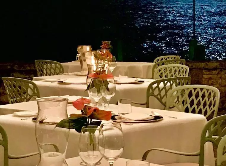 ホテル Villa Fiordaliso