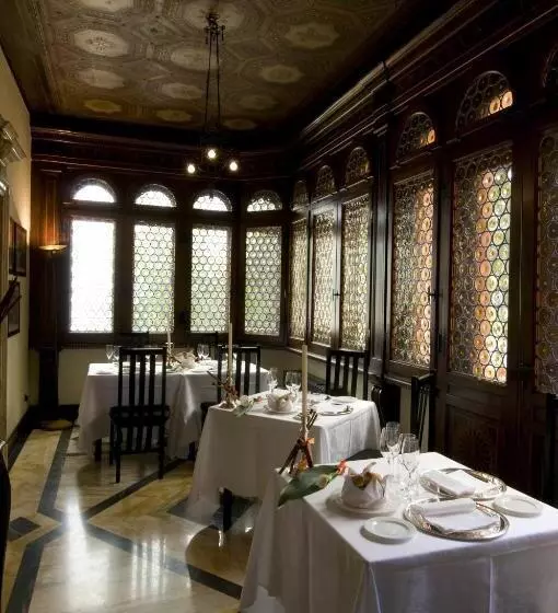 ホテル Villa Fiordaliso