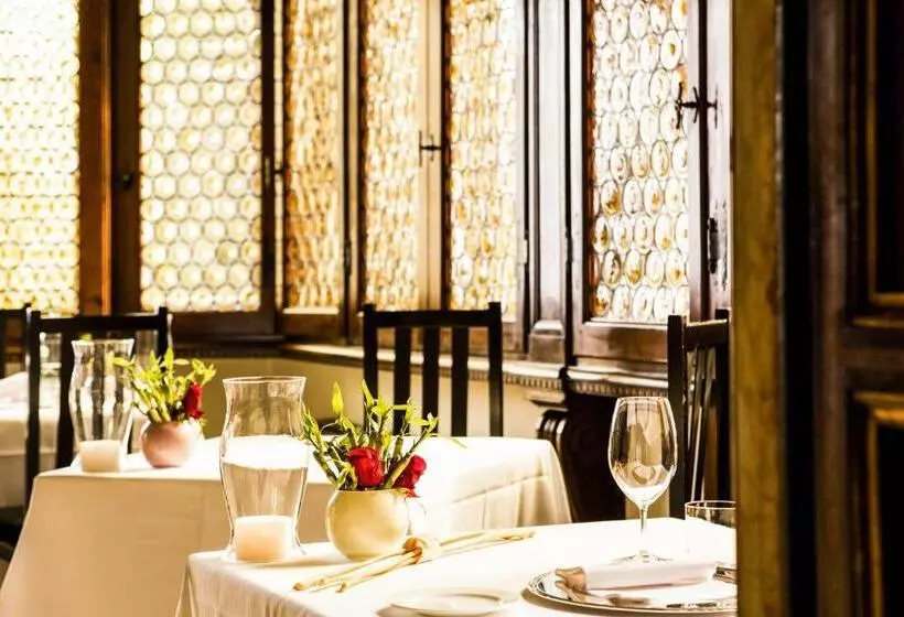 ホテル Villa Fiordaliso