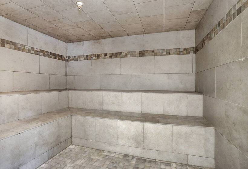 هتل Village At Breckenridge Resort