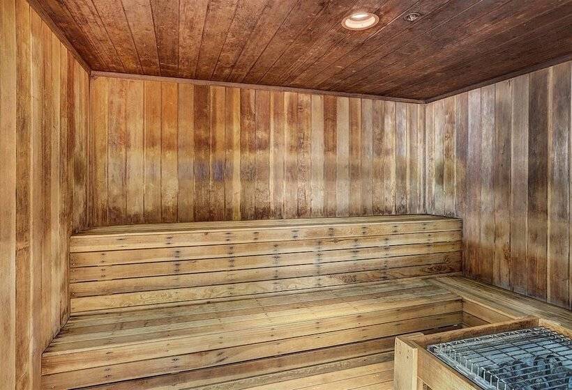 هتل Village At Breckenridge Resort