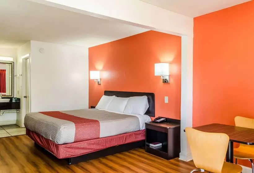 Motel 6 Saraland, Al