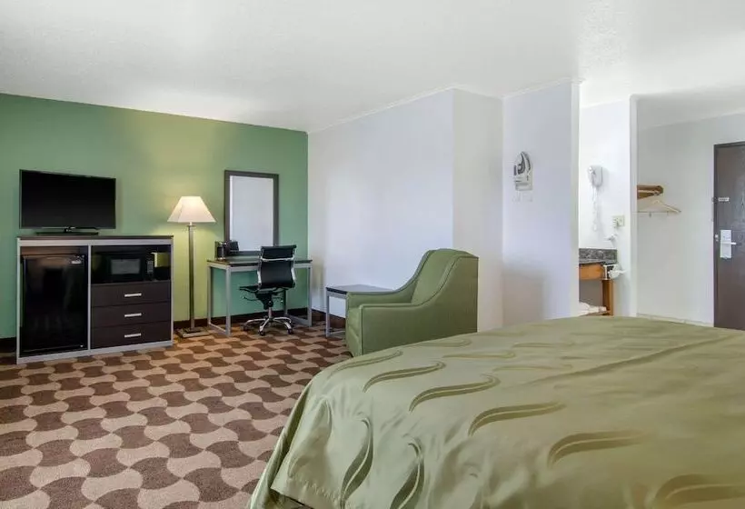 モーテル Quality Inn