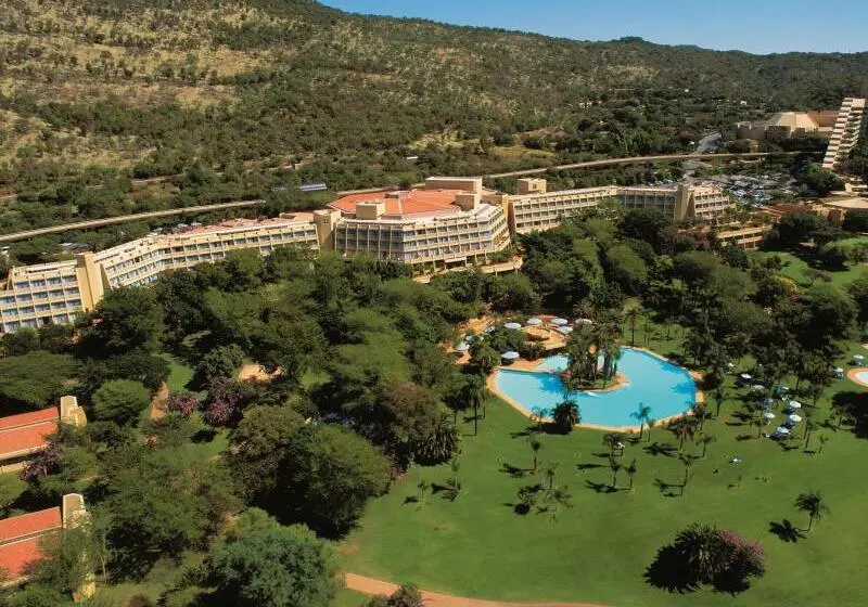 Курорт The Sun City Hotel