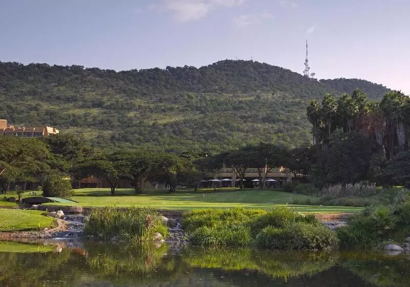 Курорт The Sun City Hotel