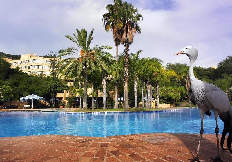 Курорт The Sun City Hotel