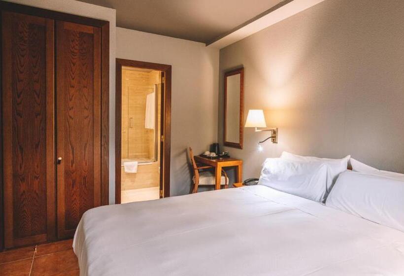 هتل Abba Xalet Suites