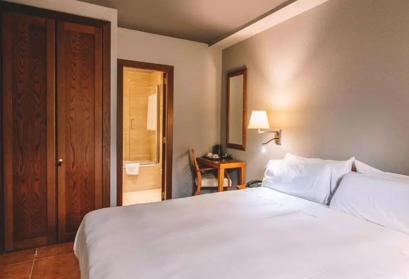 Отель Abba Xalet Suites