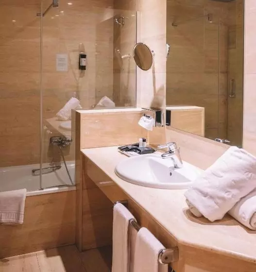 Отель Abba Xalet Suites