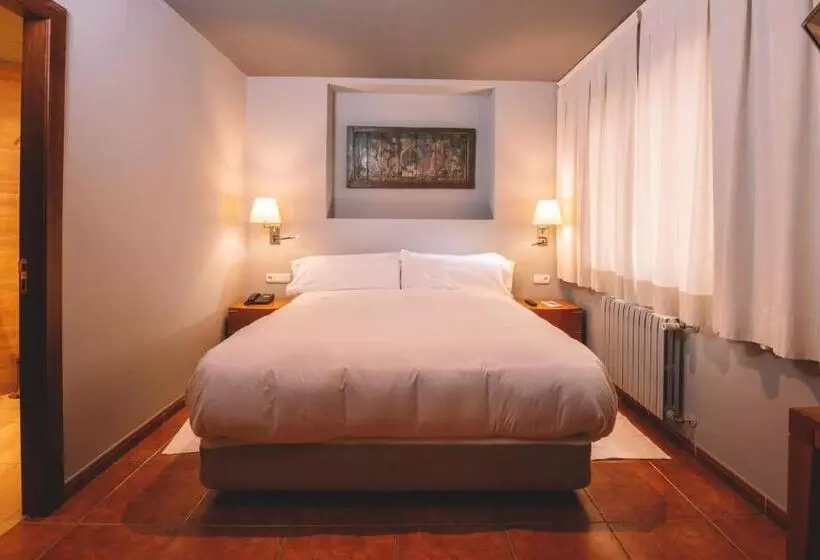 Отель Abba Xalet Suites