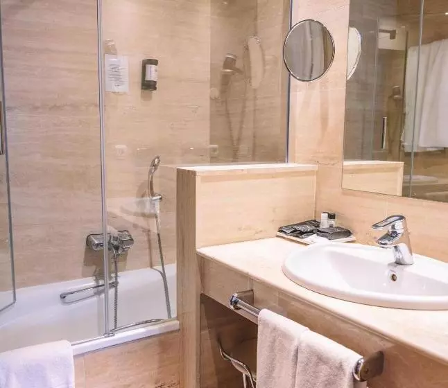 Отель Abba Xalet Suites