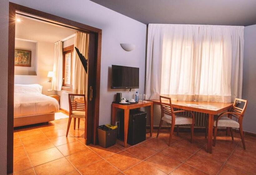 هتل Abba Xalet Suites