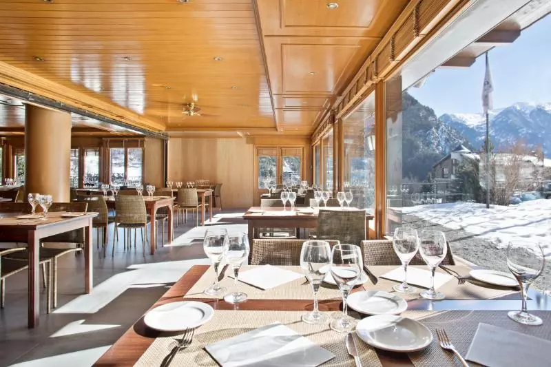 Отель Abba Xalet Suites