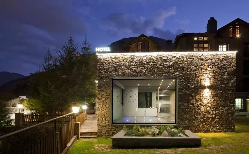 Отель Abba Xalet Suites