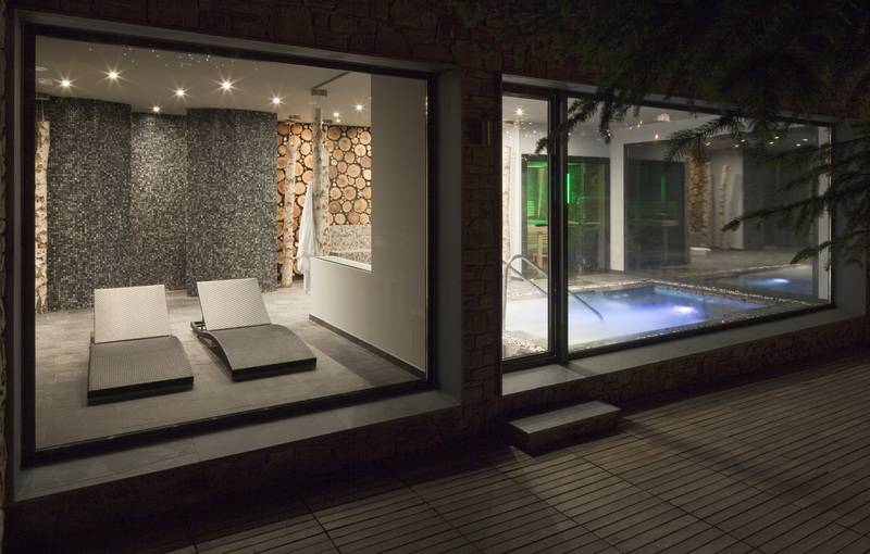 هتل Abba Xalet Suites