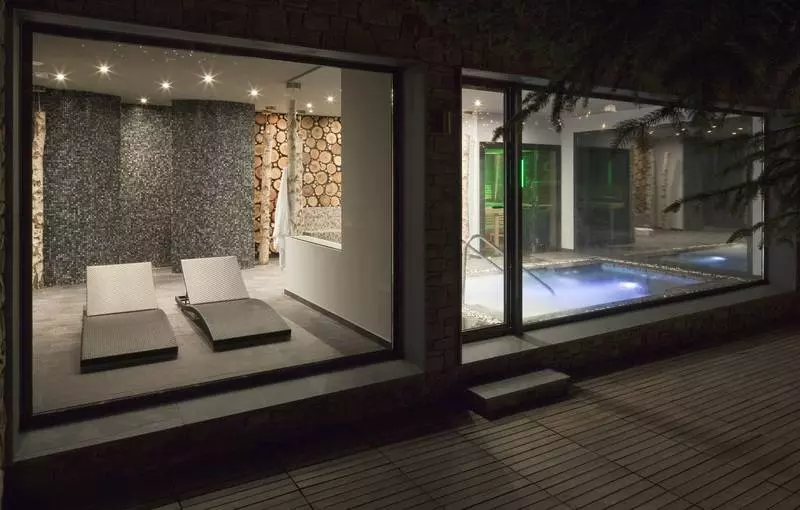 Отель Abba Xalet Suites