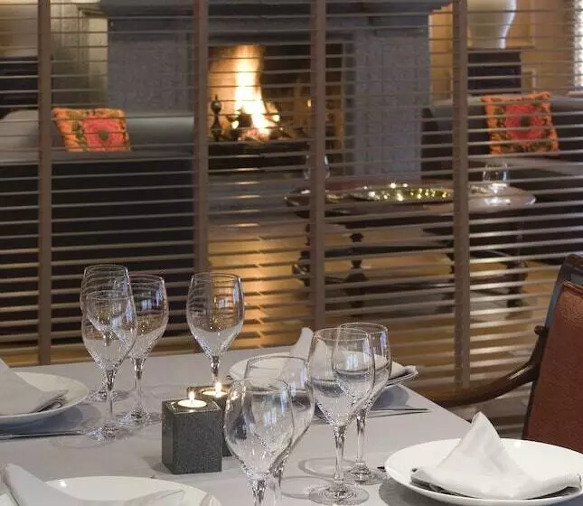 Отель Abba Xalet Suites